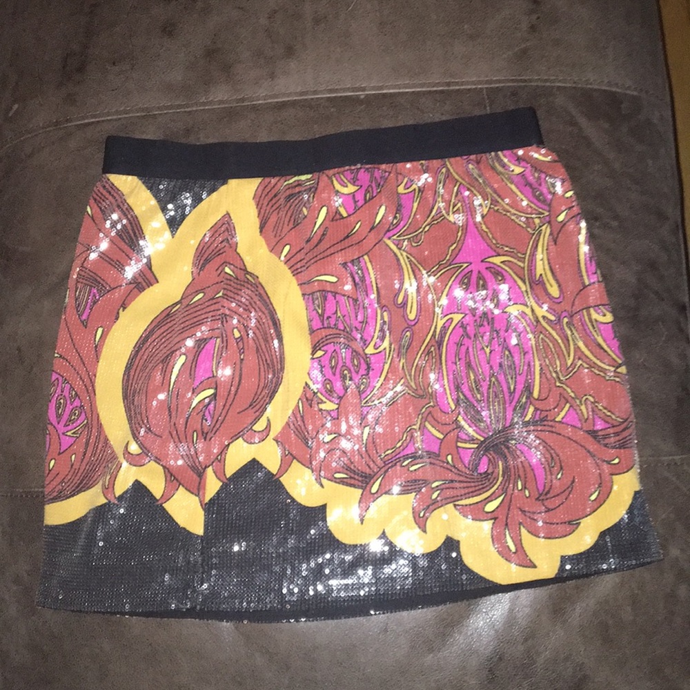 Sequence mini skirt